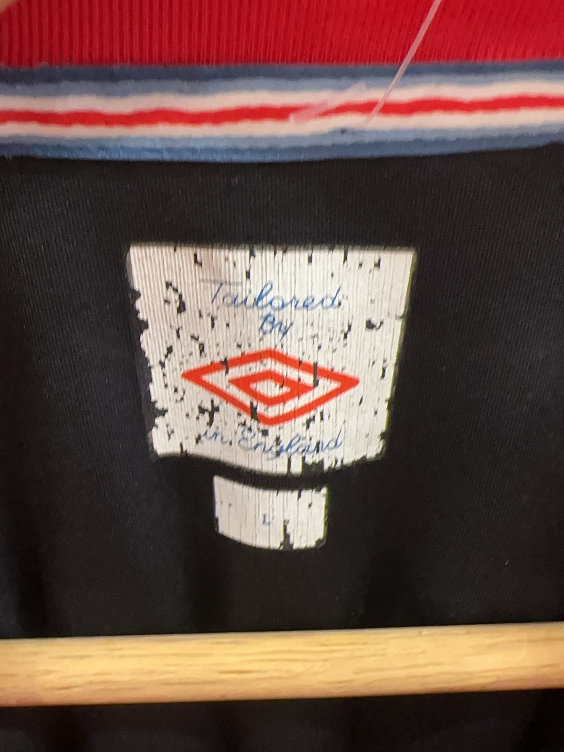 2010-2011 England Umbro Away Football Shirt - L