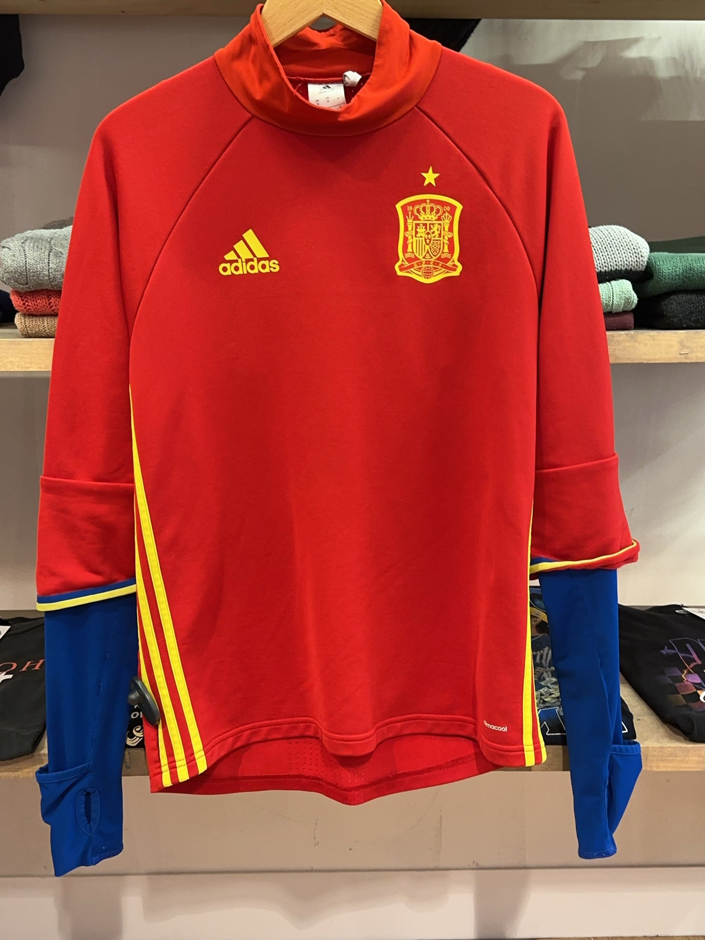 2016-2017 Spain Adidas Football Shirt - M