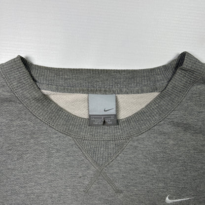 L - Vintage 2000's Nike Sweatshirt