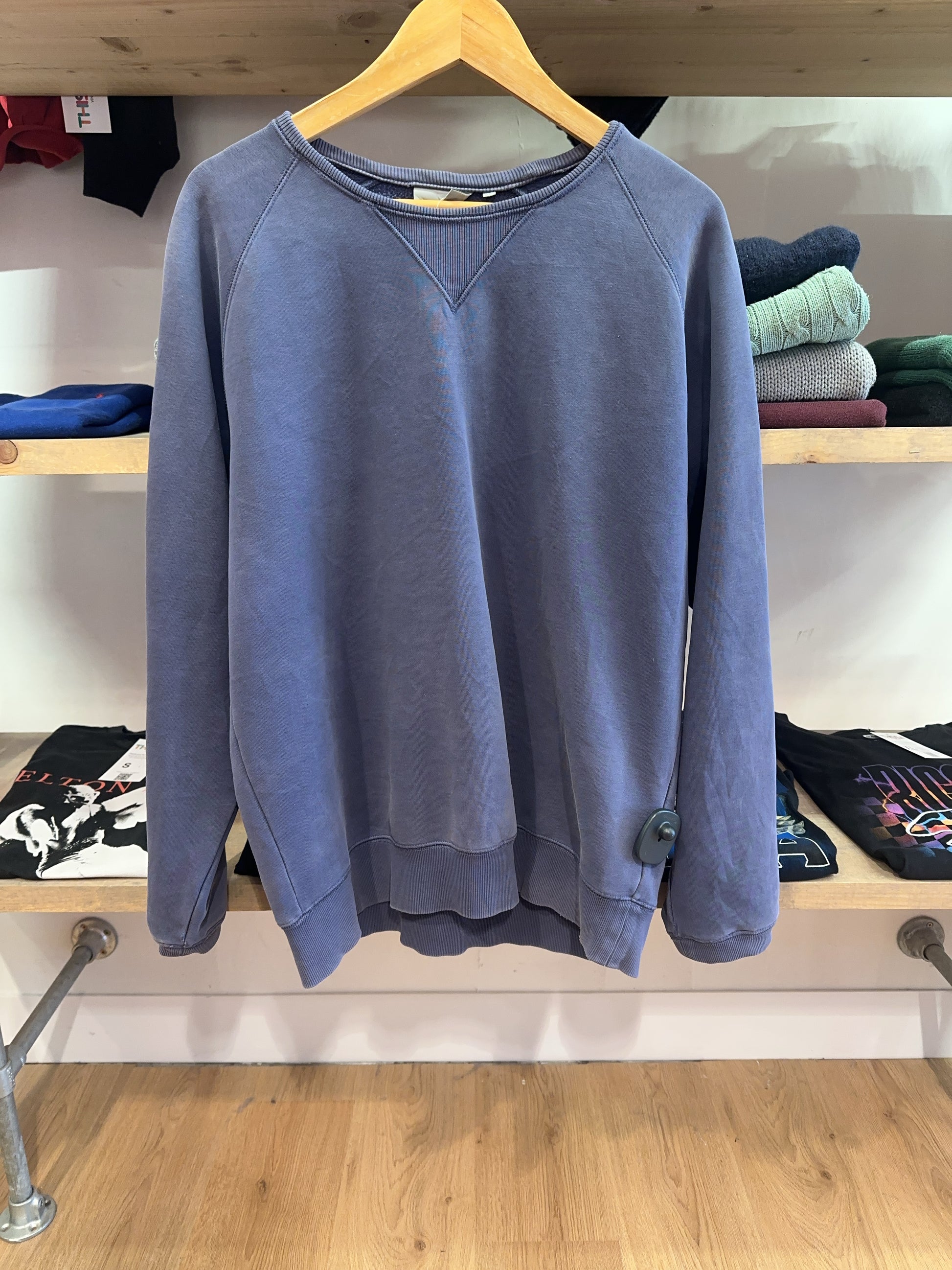 Vintage Modern Carhartt Sweatshirt - L