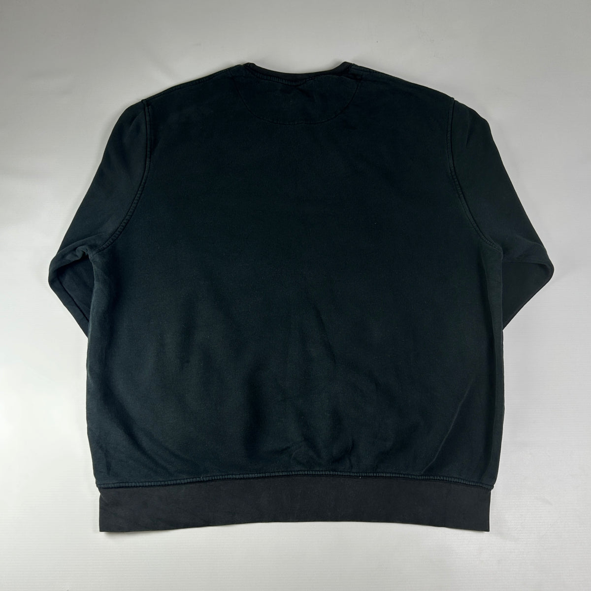 L - Vintage 2000's Nike Sweatshirt