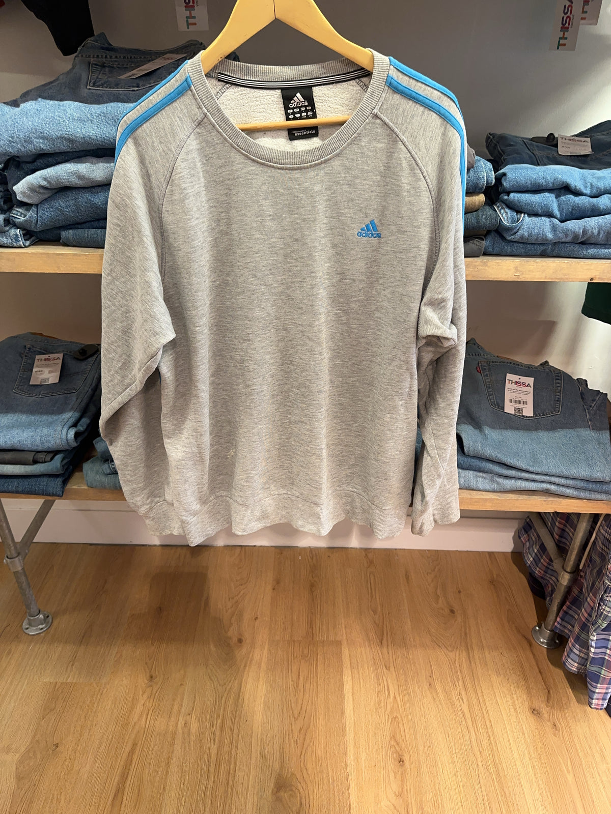 L - Vintage 2010's Adidas Sweatshirt