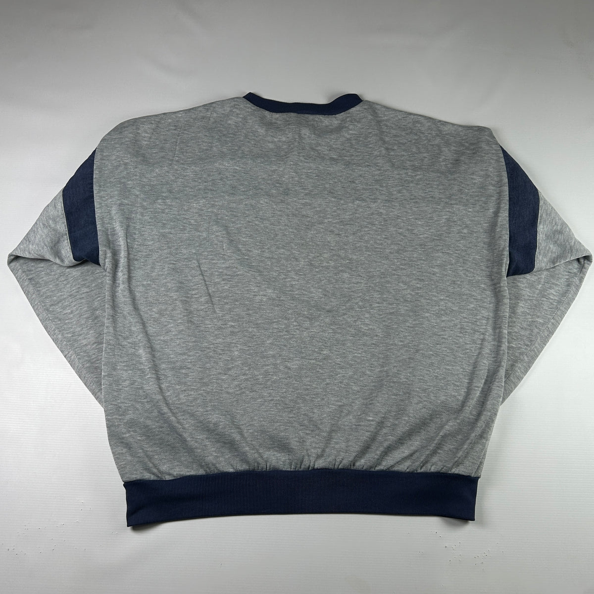M - Vintage 1990's Adidas Sweatshirt