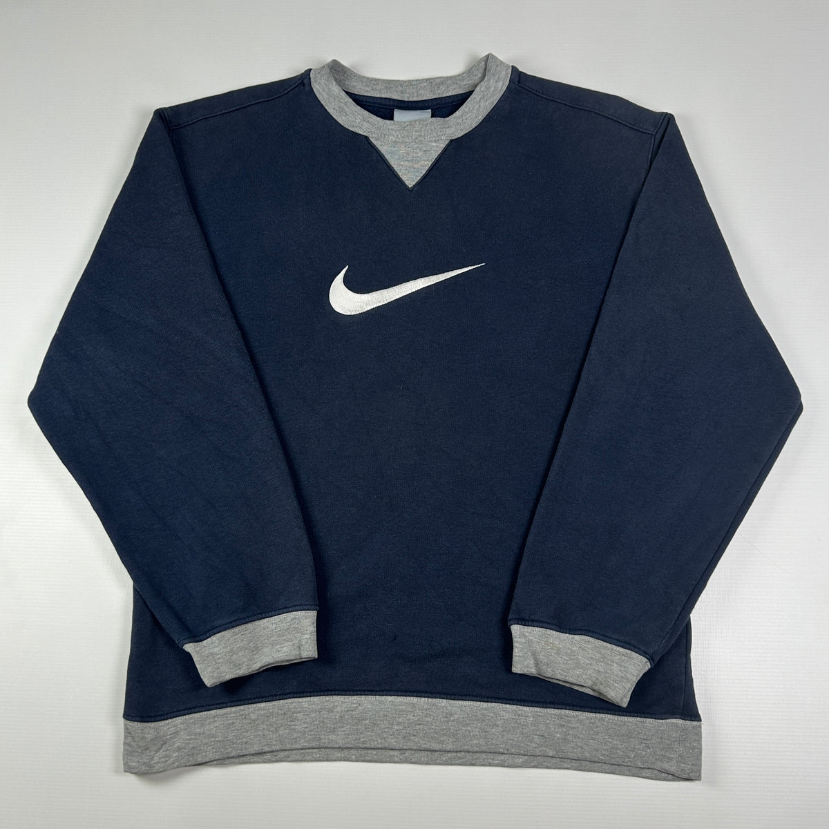 S - Vintage 2000's Nike Sweatshirt