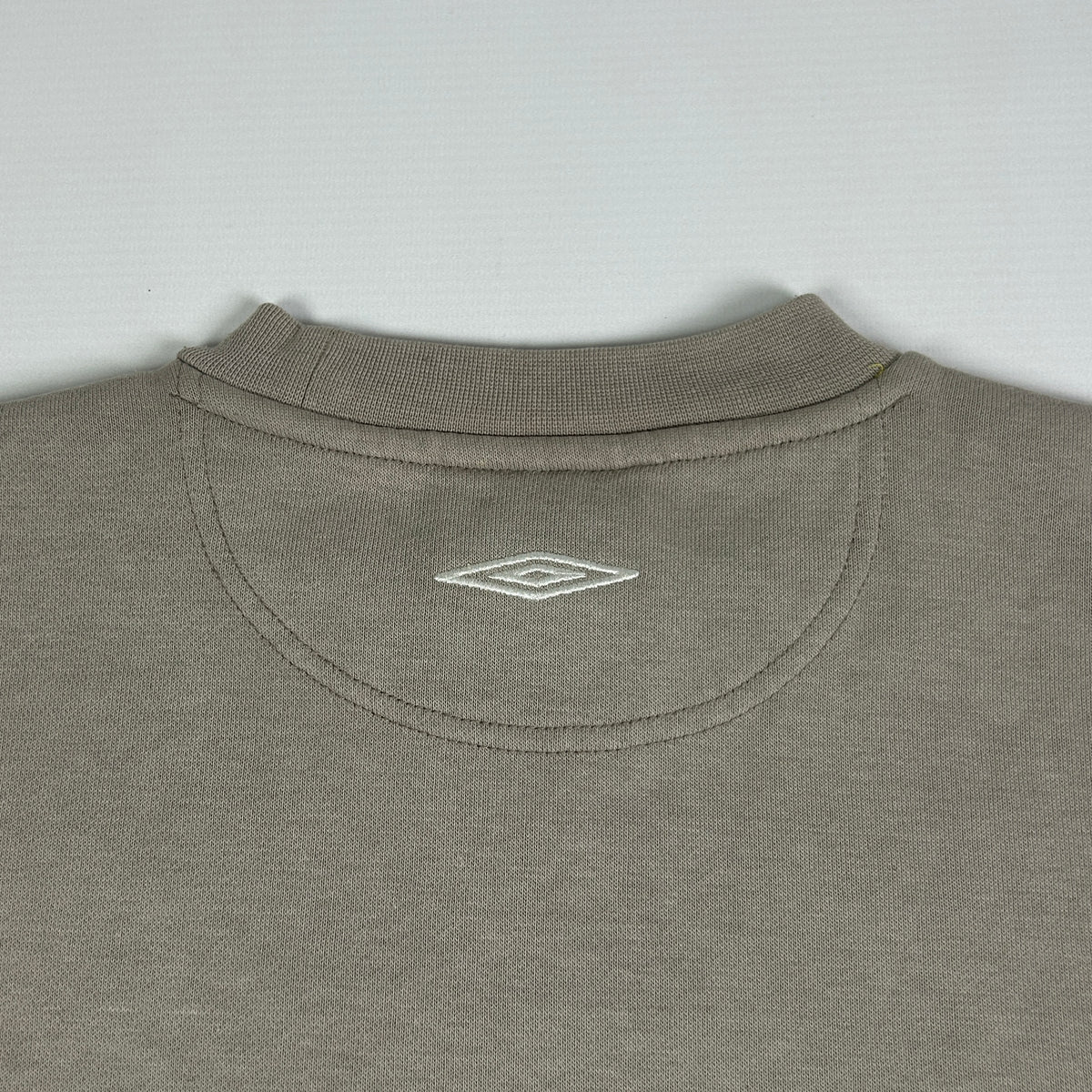 S - Vintage 2000's Umbro Sweatshirt
