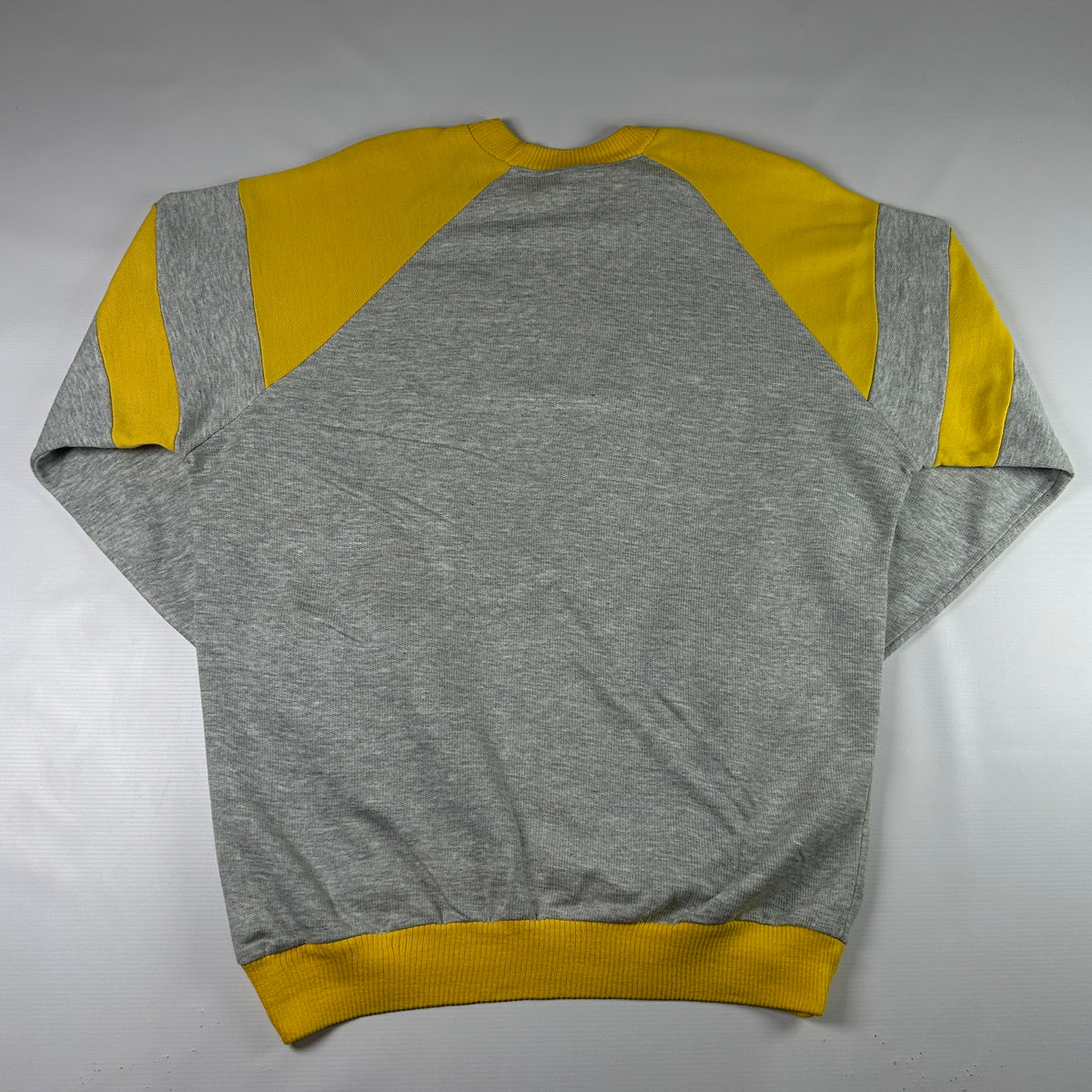 L - Vintage 1990's Puma Sweatshirt