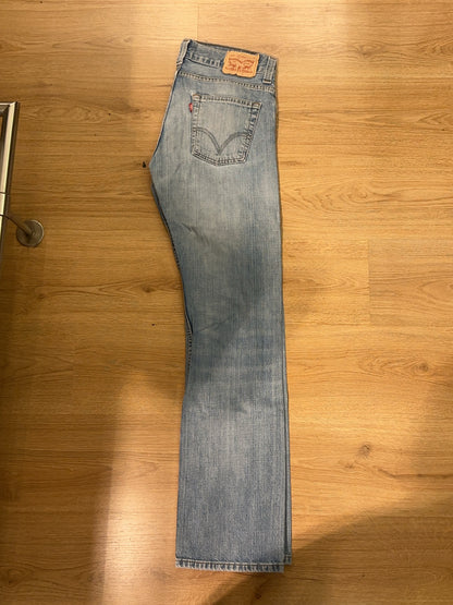 32 X 34 - Levi’s Jeans