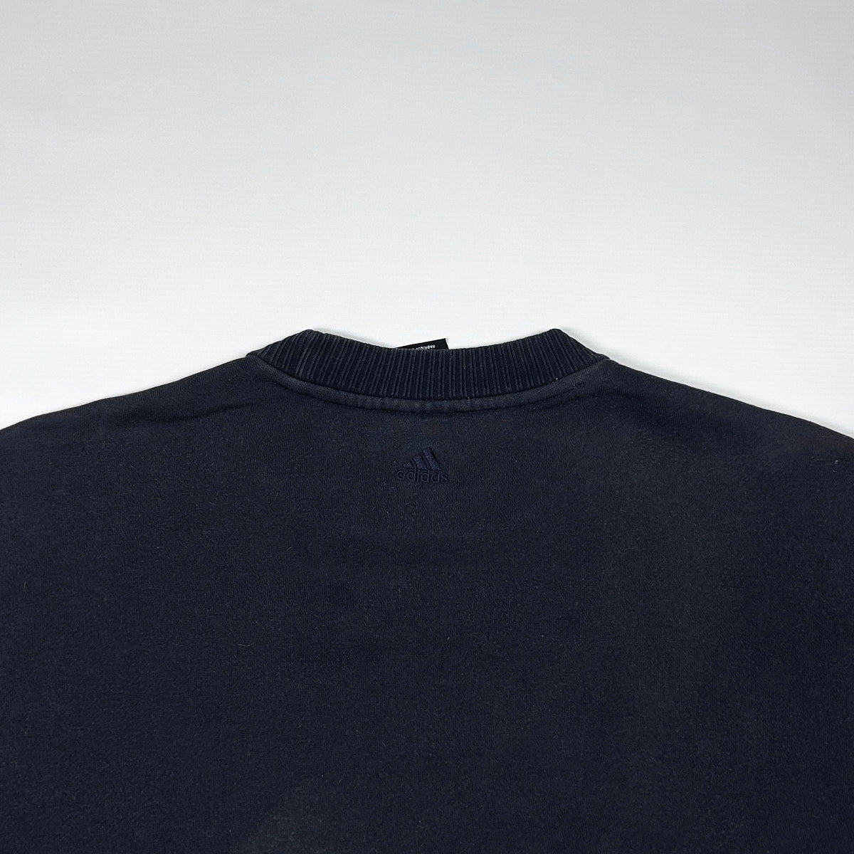 M - Vintage 2000's Adidas Sweatshirt