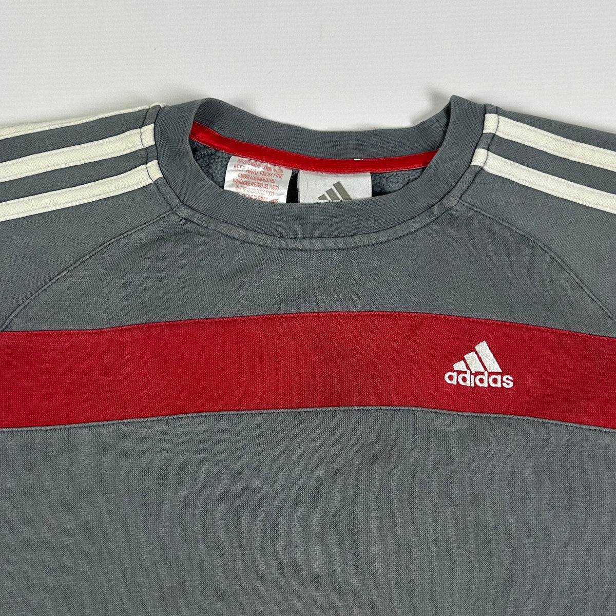 XS - Vintage 2000's Adidas Sweatshirt