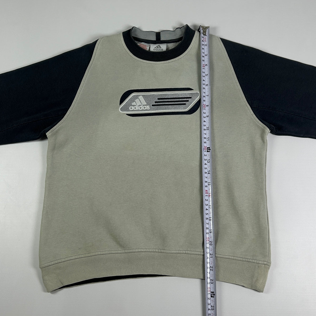 XS - Vintage 2000's Adidas Sweatshirt