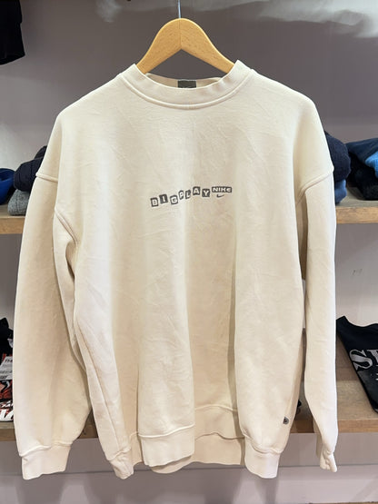 L - Vintage 2000's Nike Sweatshirt