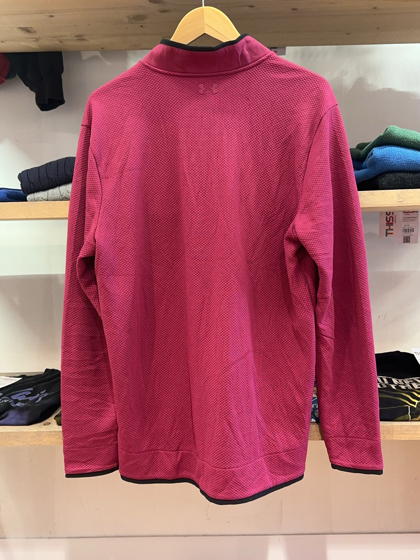 XL - Under Armour Sweatshirt
