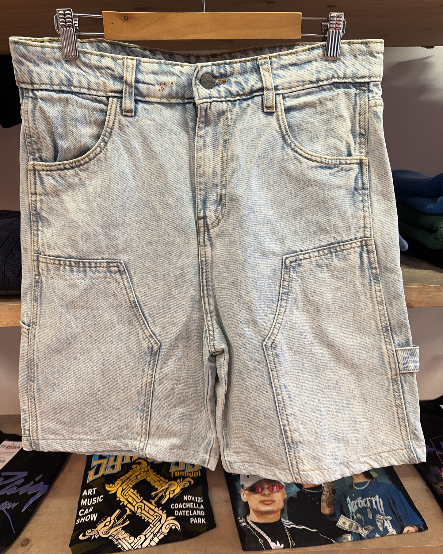 32 - Carhartt Jeans Shorts