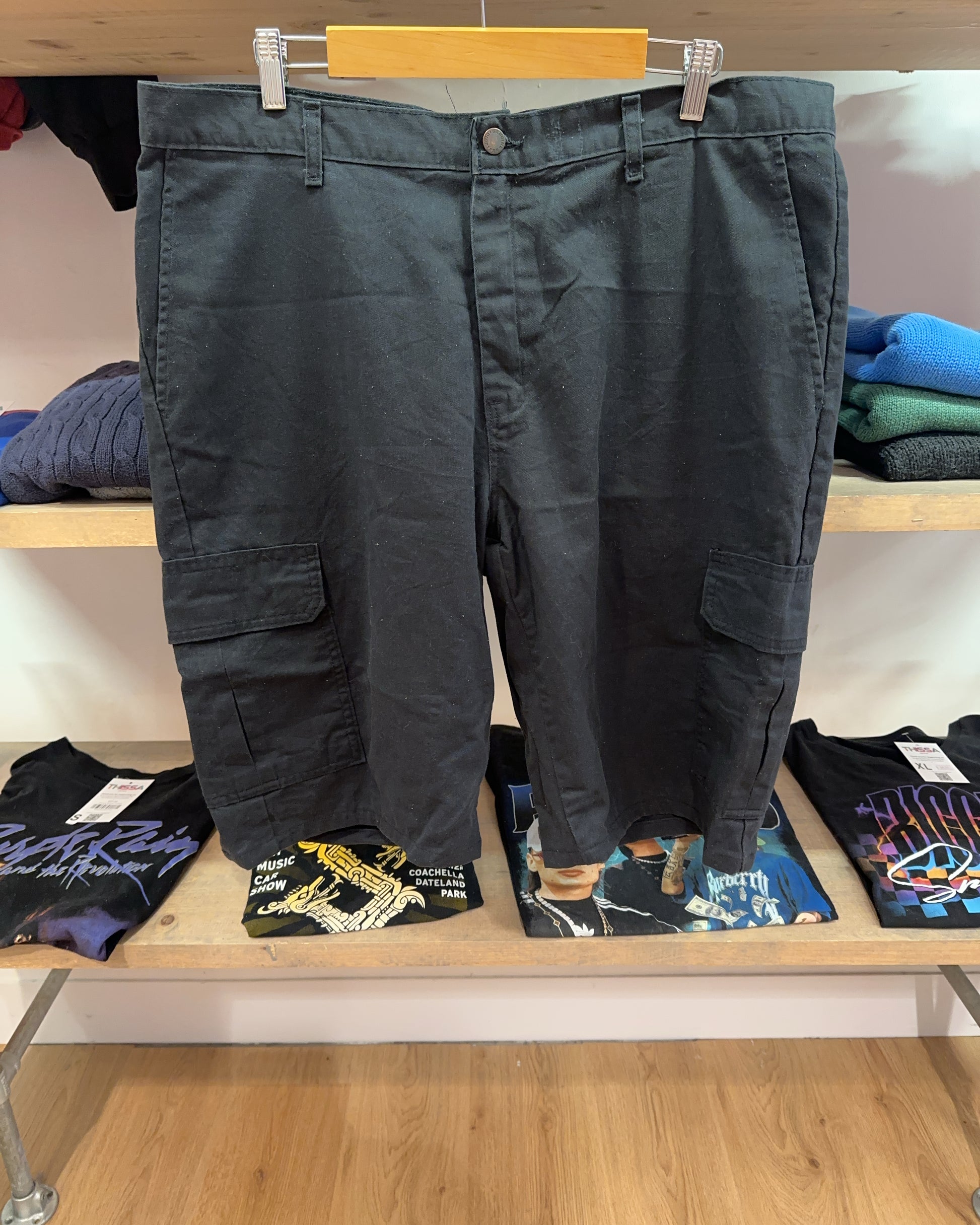 38 - Dickies Shorts