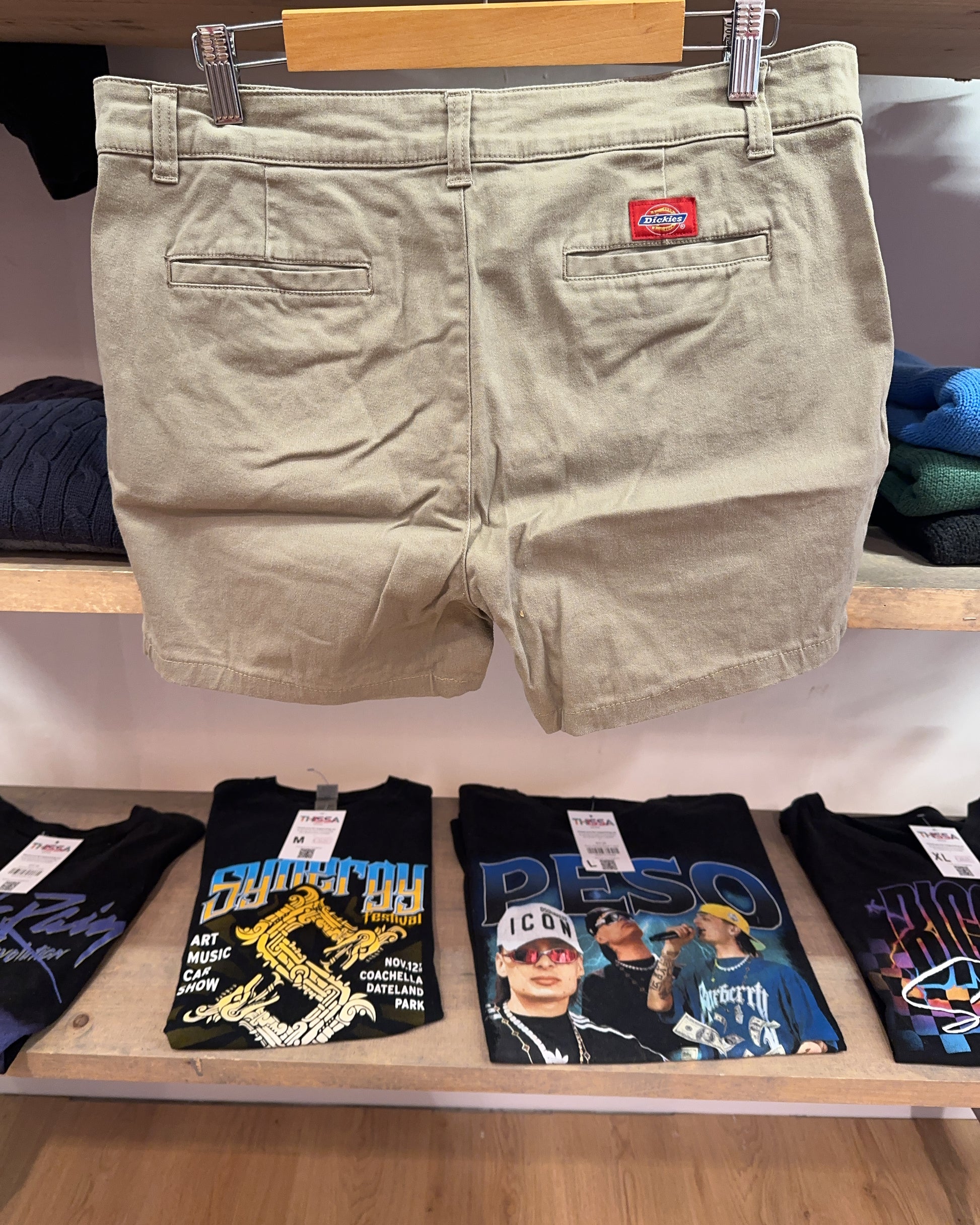 32 - Dickies Shorts