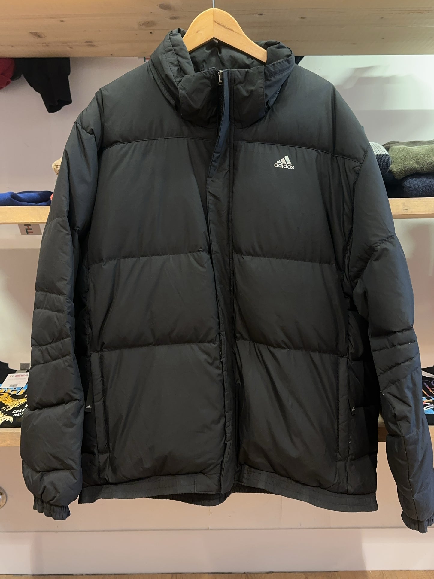 Adidas Puffer Jacket - XL