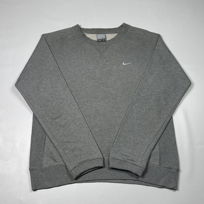 L - Vintage 2000's Nike Sweatshirt