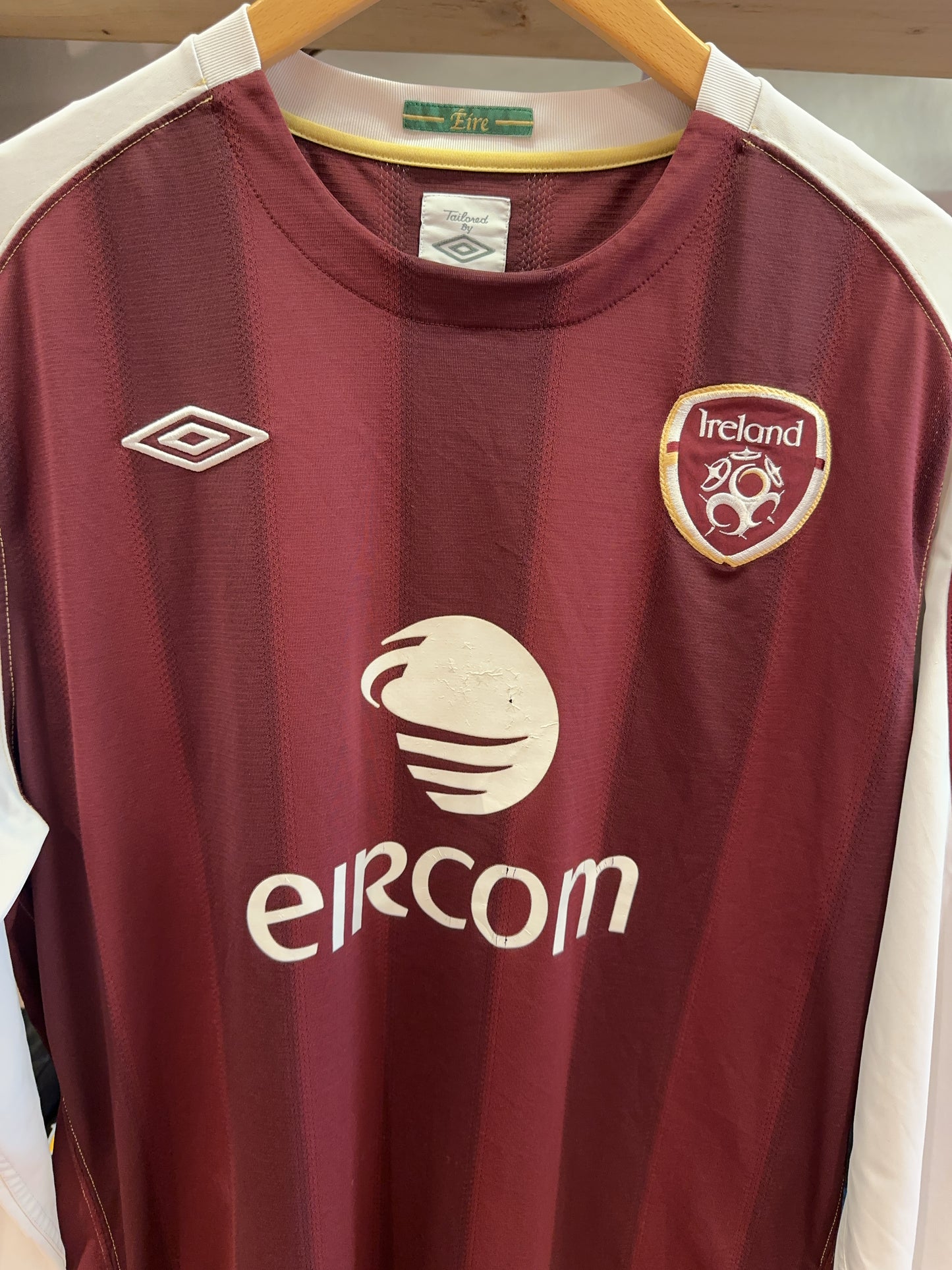 L - 2010-2012 Ireland Umbro Home Football Shirt