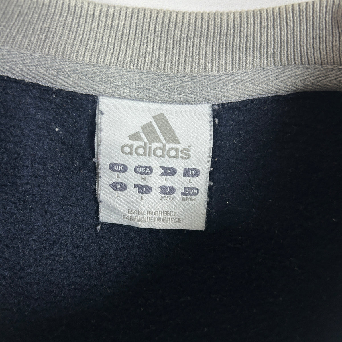 L - Vintage 2000's Adidas Sweatshirt