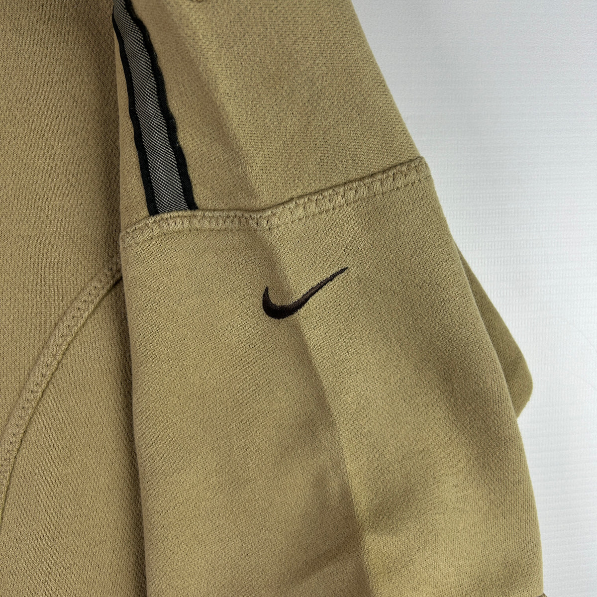 L - Vintage 2000's Nike Sweatshirt