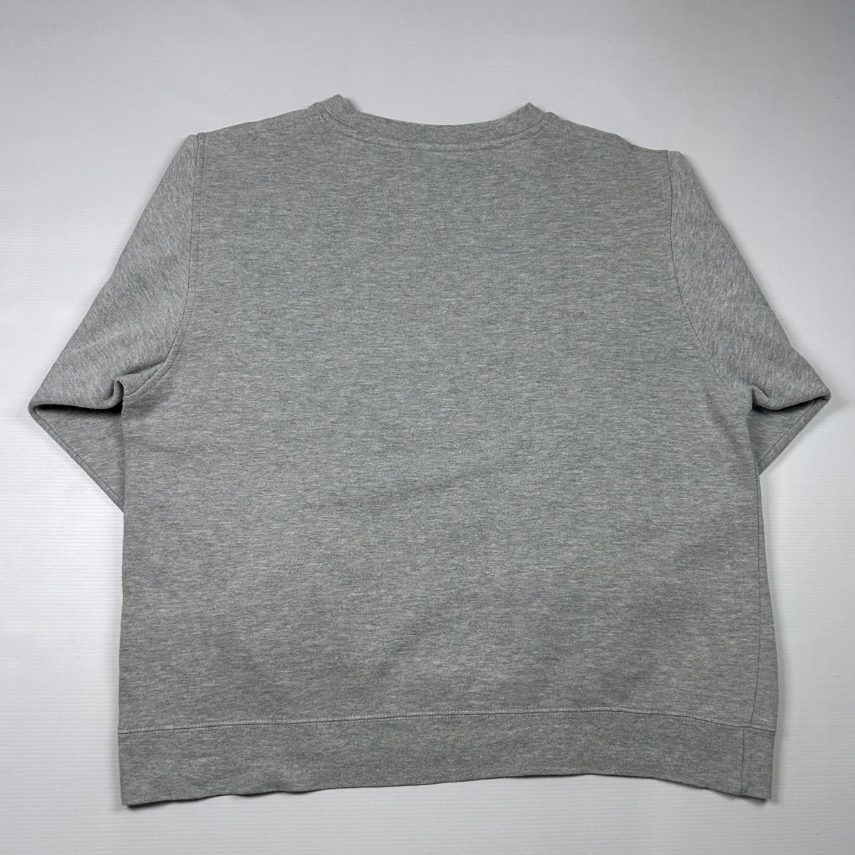 M - Vintage 2000's Nike Sweatshirt