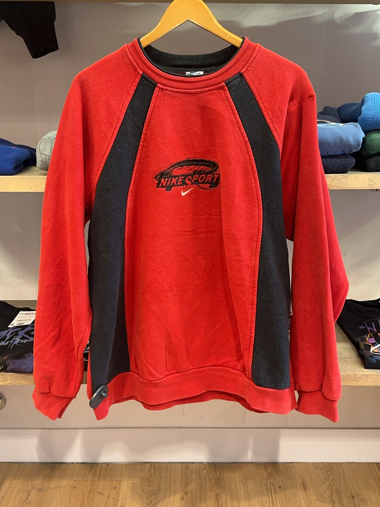 XL - Vintage 2000's Nike Sweatshirt