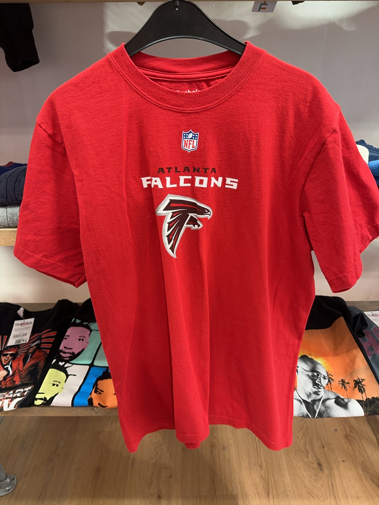 L - Atlanta Falcons NFL Red Graphic T-Shirt