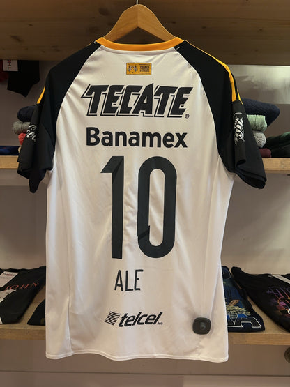 2015-16 Tigres UANL Adidas Third Football Shirt 10 - M