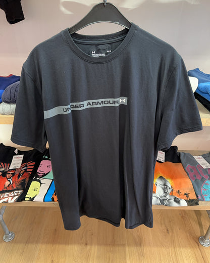L - Under Armour T-shirt