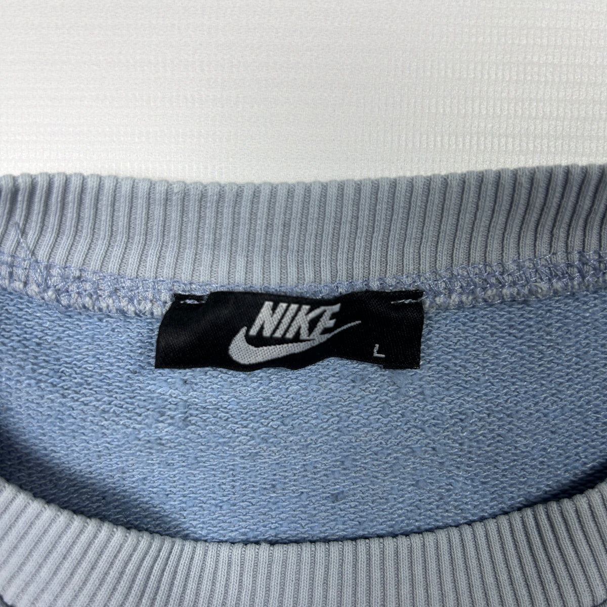 L - Vintage 2000's Nike Sweatshirt
