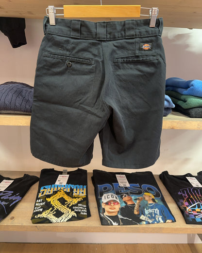29 - Dickies Shorts