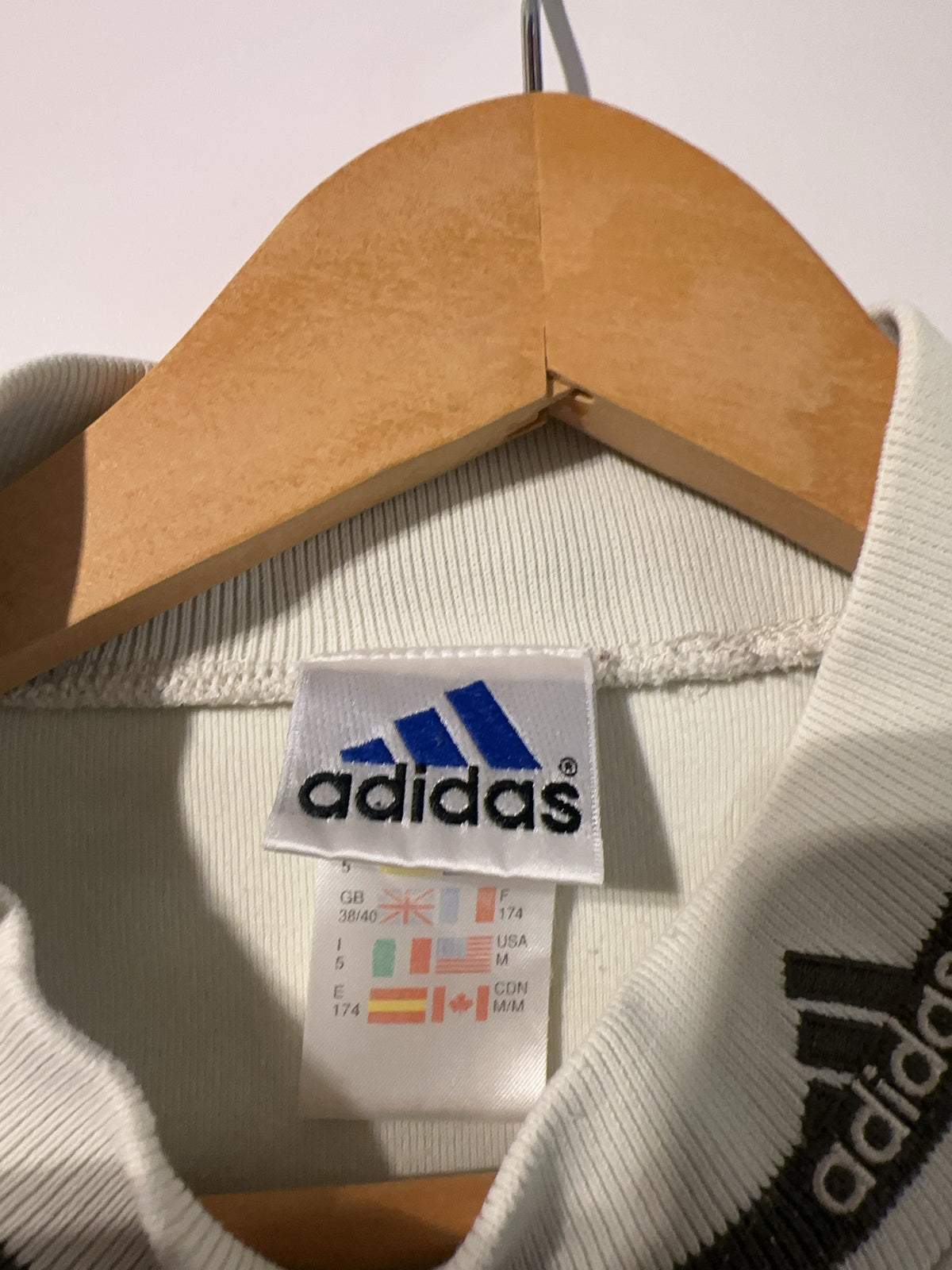 M - Vintage 1990's Adidas Sweatshirt