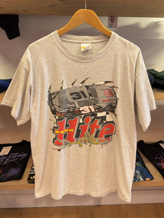 L - Santa Gold Racing Graphic T-Shirt
