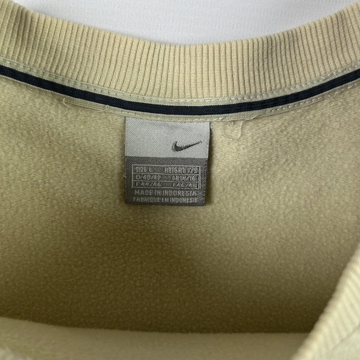 XS - Vintage 2000's Nike Sweatshirt
