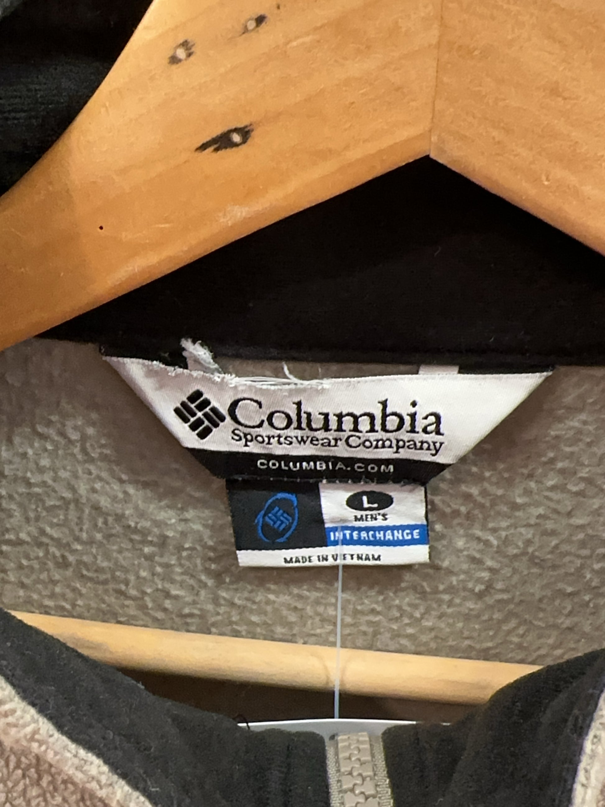 L - Columbia Fleece Jacket