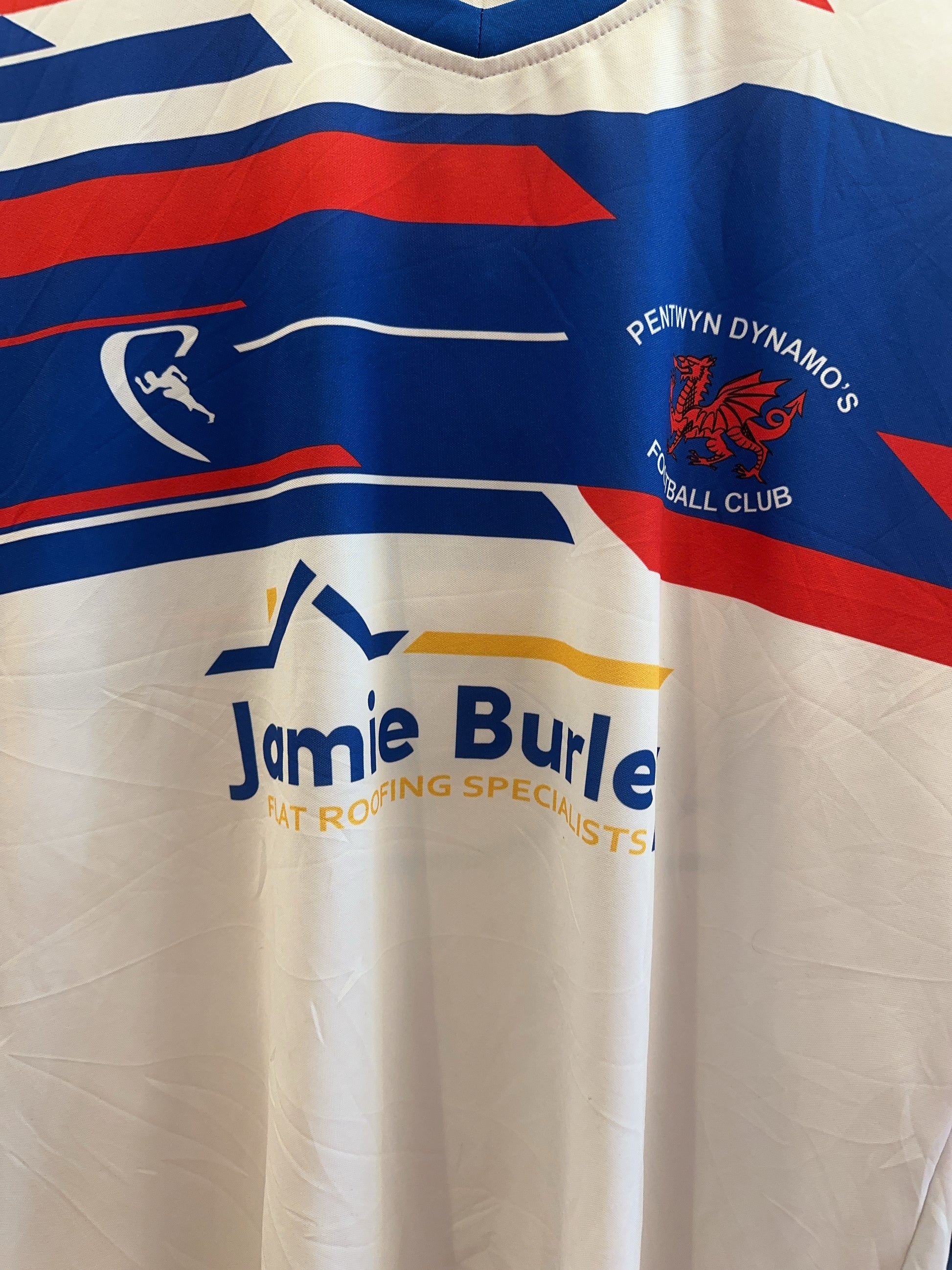 XL - Penderyn Dynamo's Football Club Away Football Shirt 16