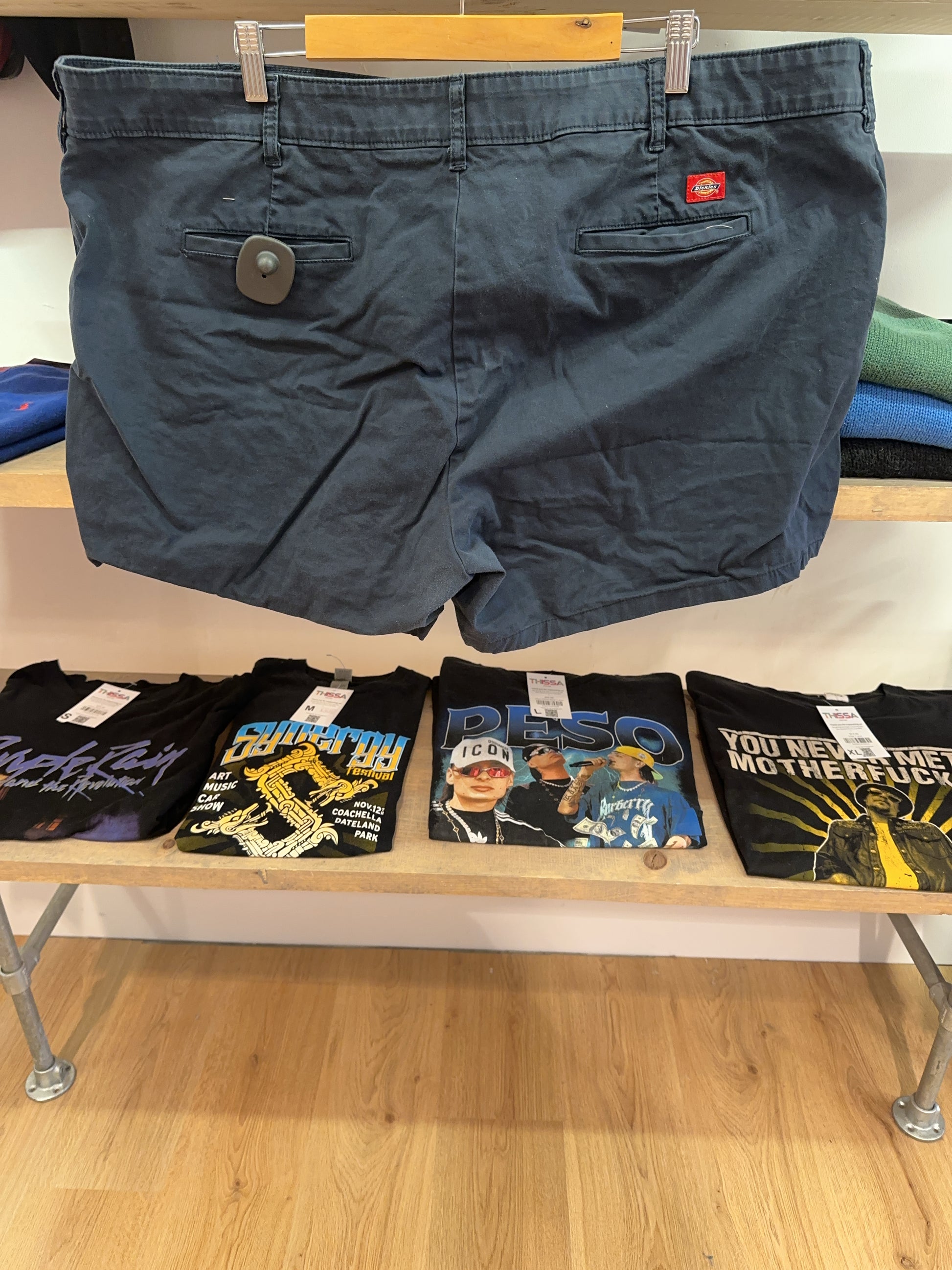 46 - Dickies Shorts