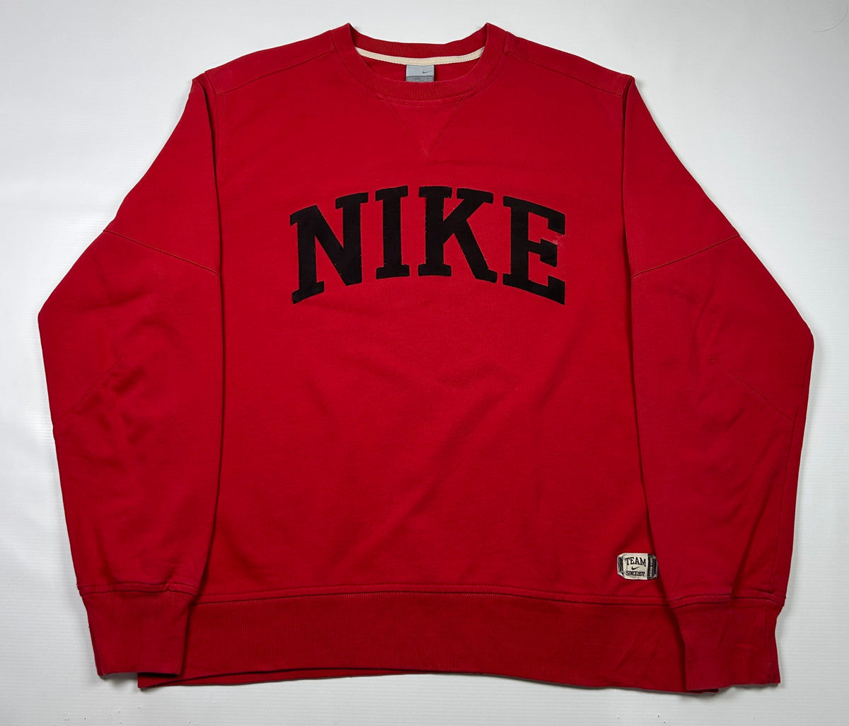 L - Vintage 2000's Nike Bowed Nike Logo Sweatshirt
