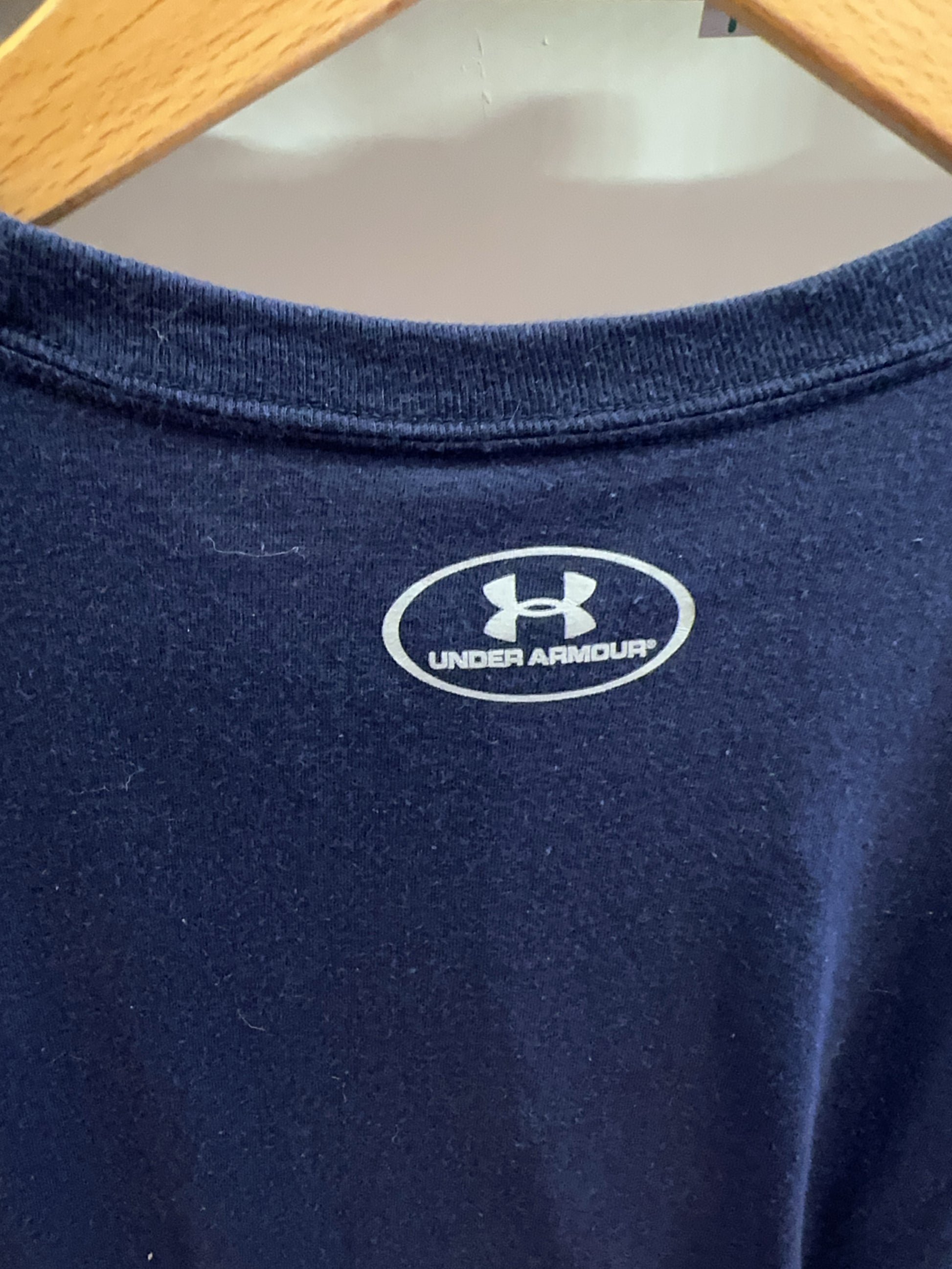 L - Boston Red Sox Under Armour T-shirt