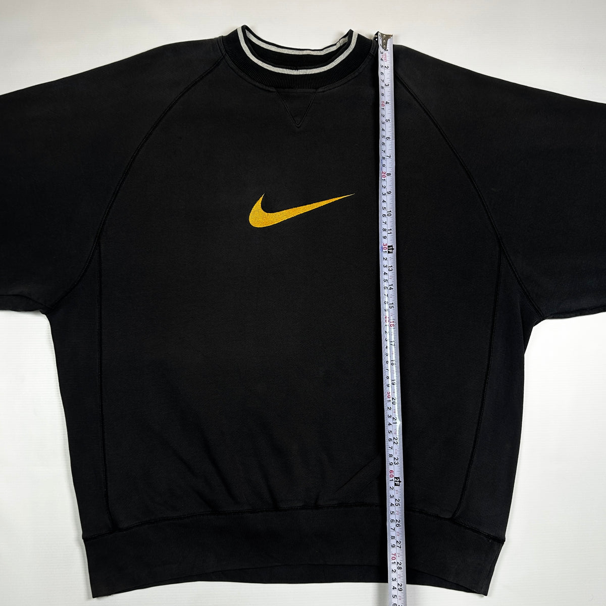 L - Vintage 2000's Nike Big Swoosh Sweatshirt