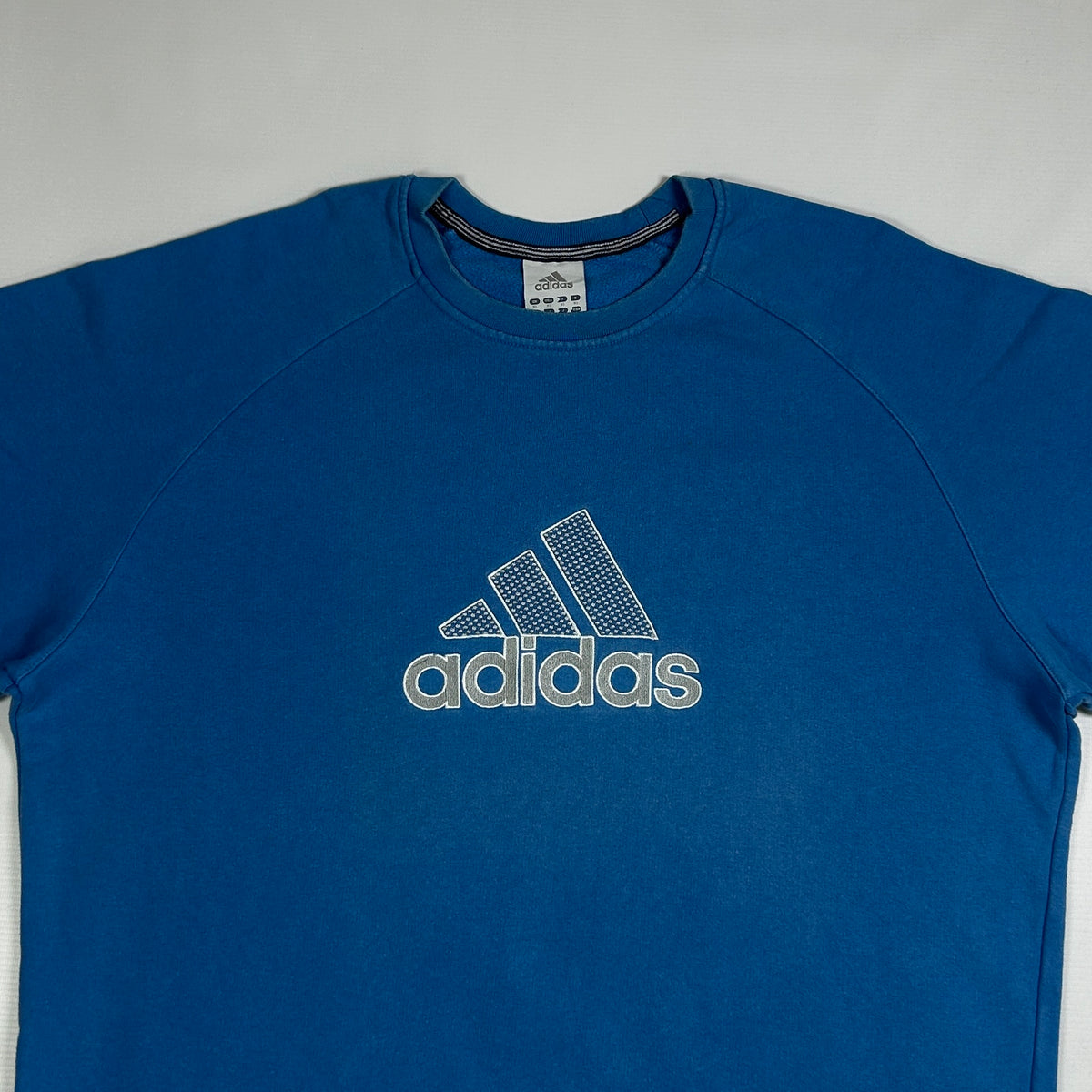 XL - Vintage 2000's Adidas Sweatshirt