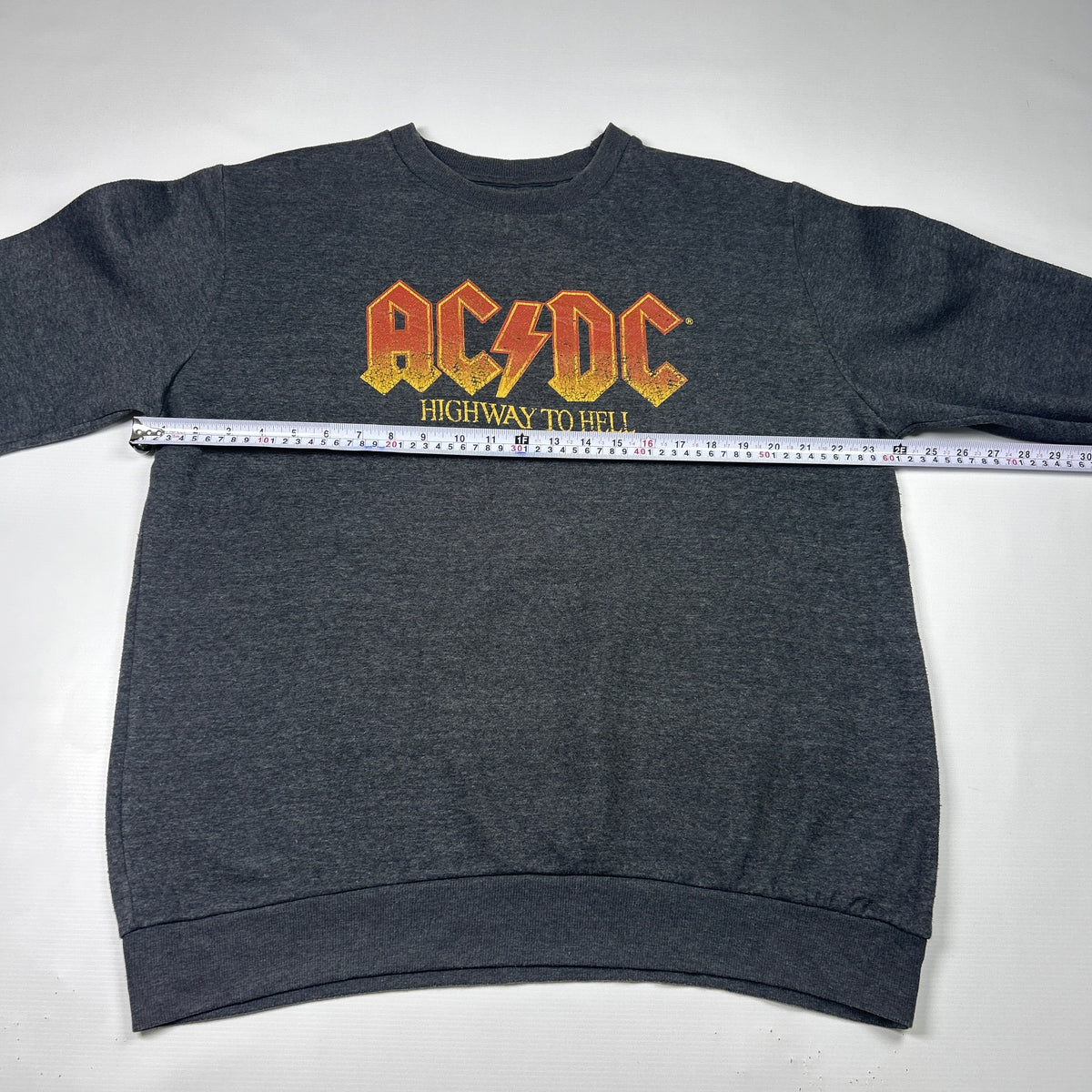 L - AC/DC Highway to Hell 1979/80 World Tour Sweatshirt