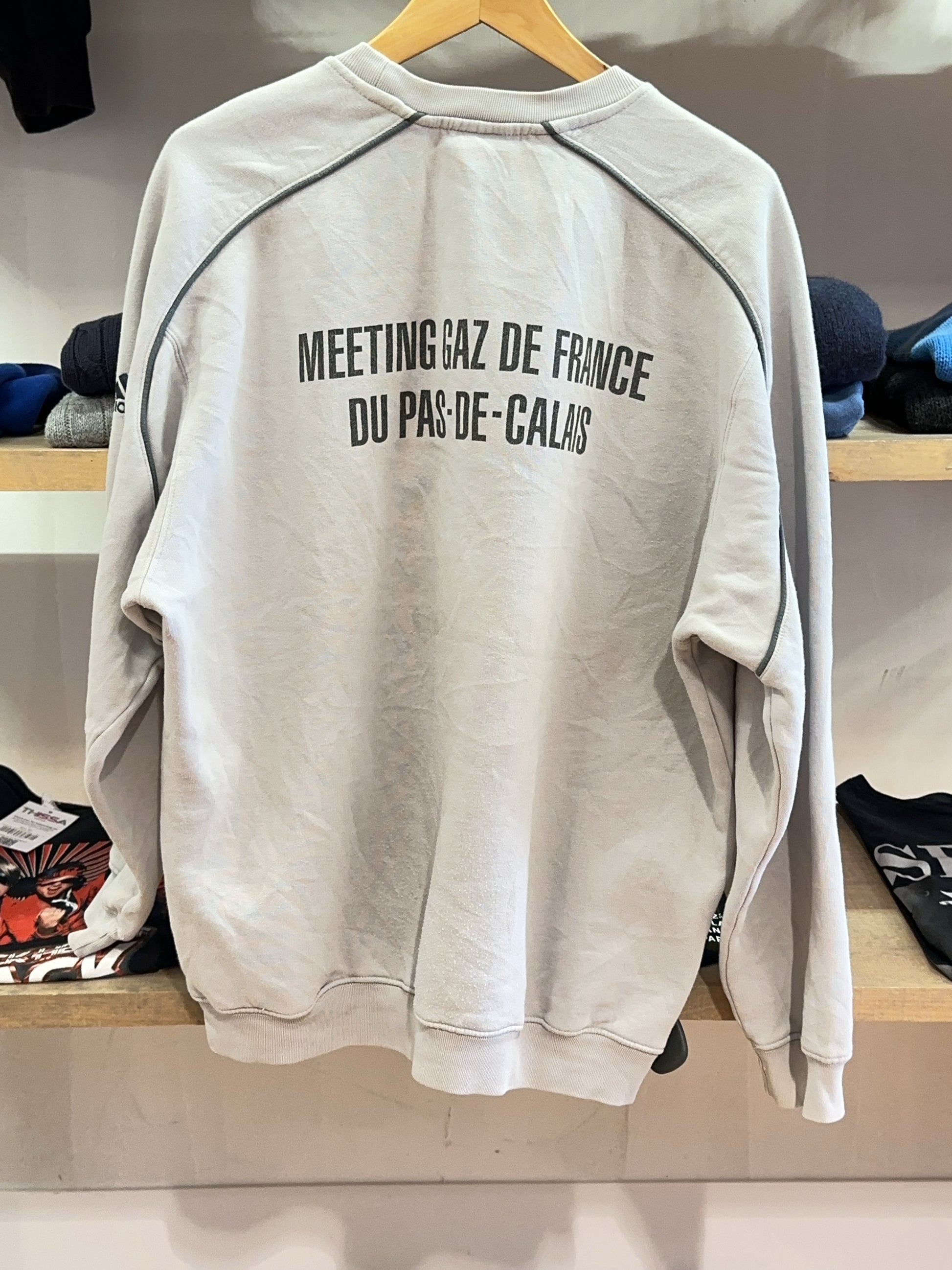 M - Vintage 2000's Adidas Sweatshirt