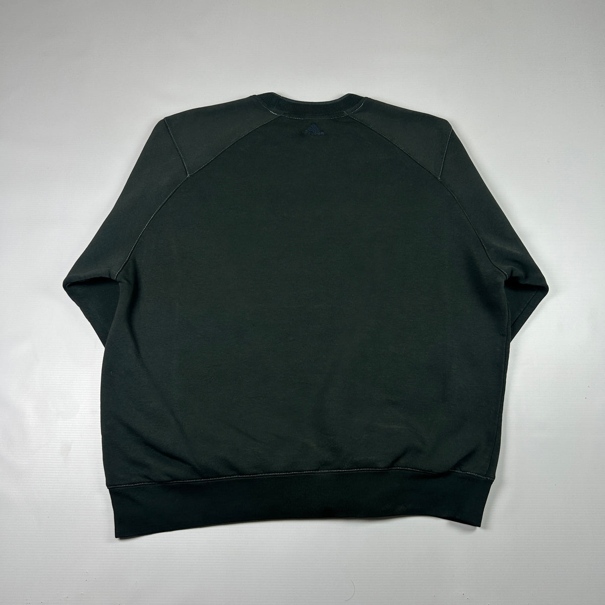 S - Vintage 2000's Adidas Sweatshirt