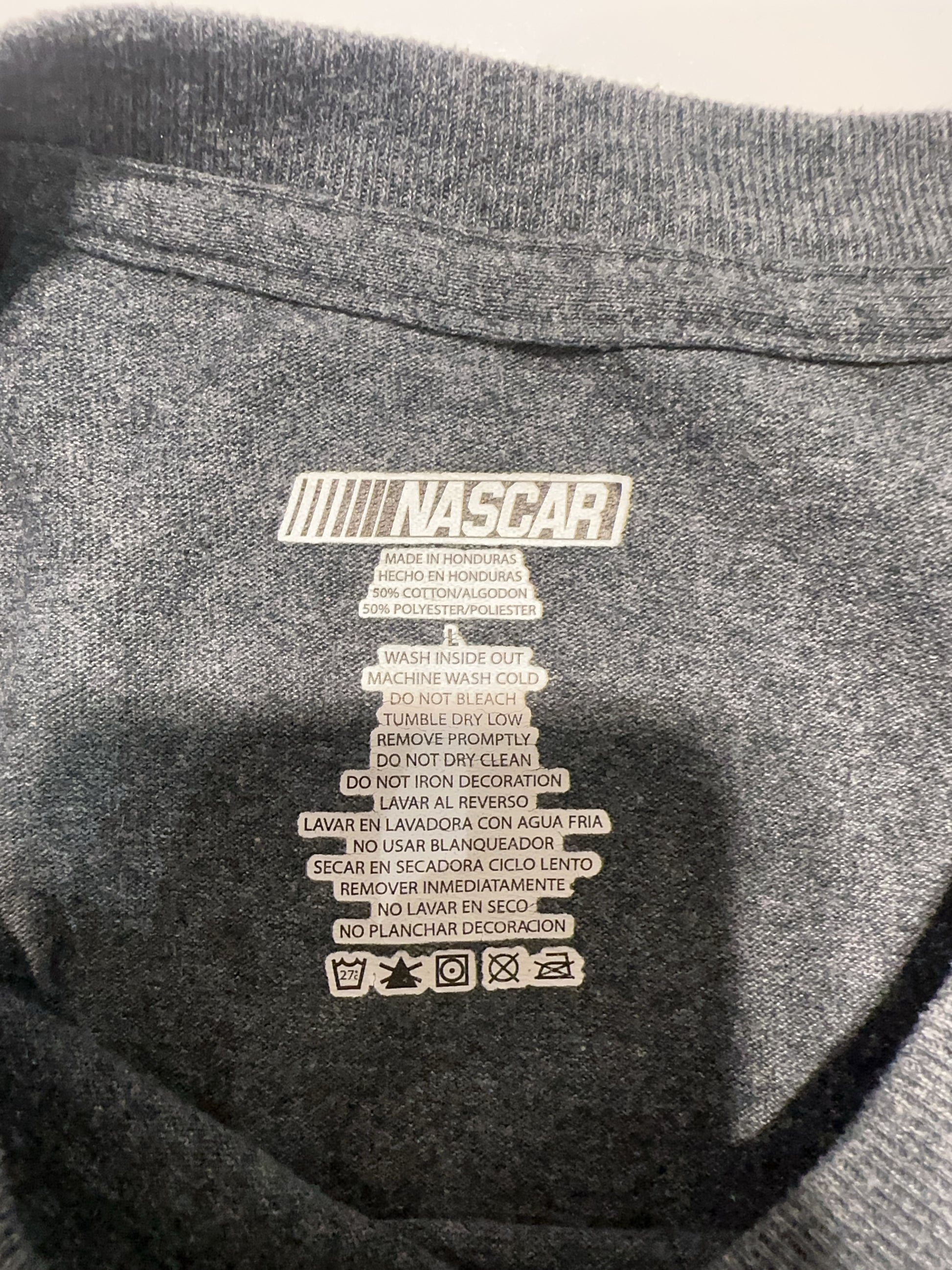 L - Martin Truex Jr. Nascar Graphic T-Shirt