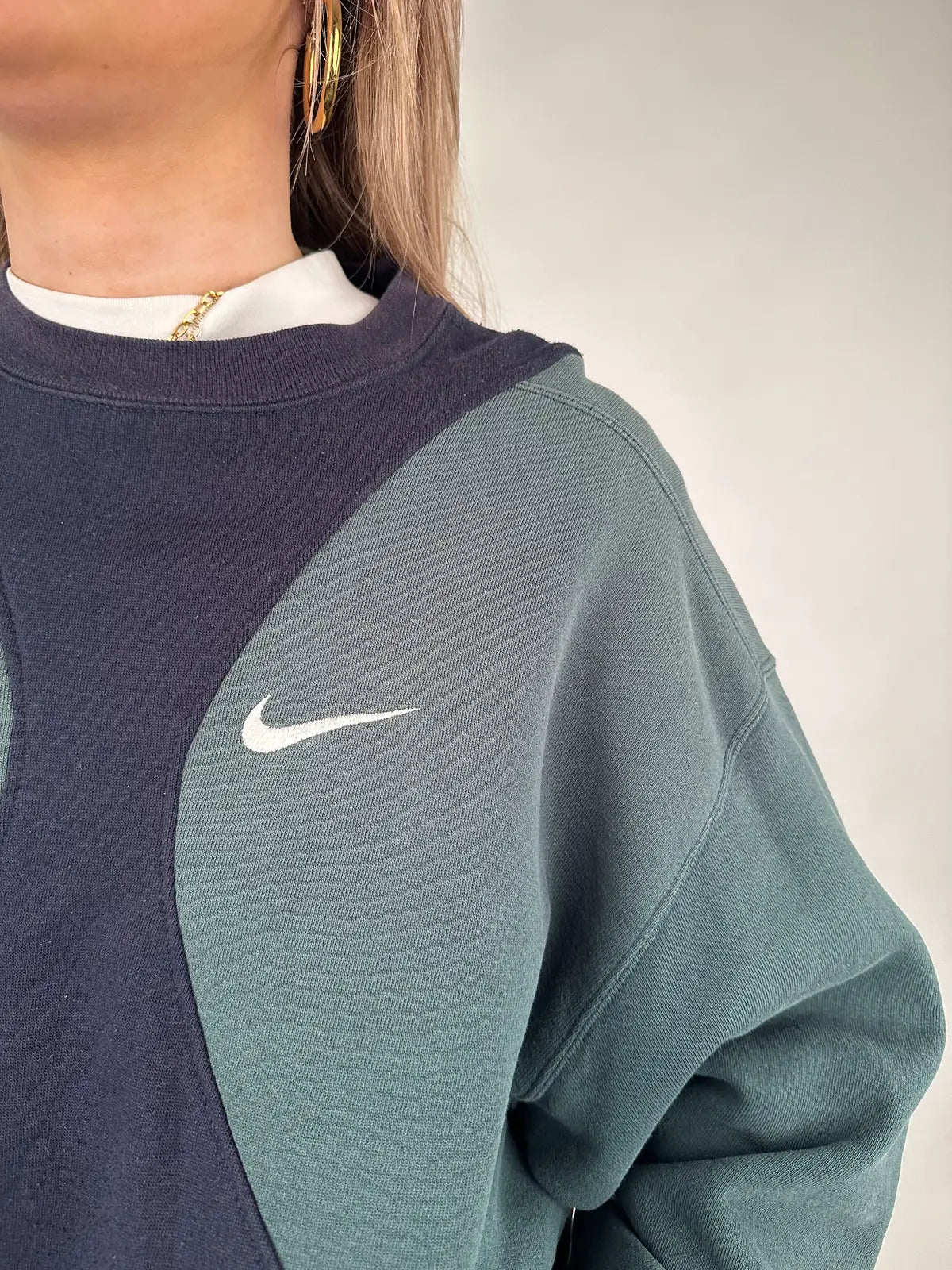 Nike - Sweatshirt - L