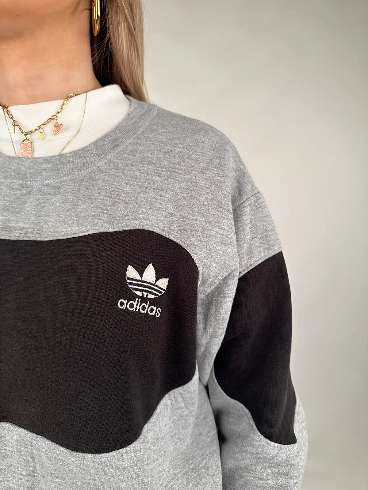 Adidas - Sweatshirt - L