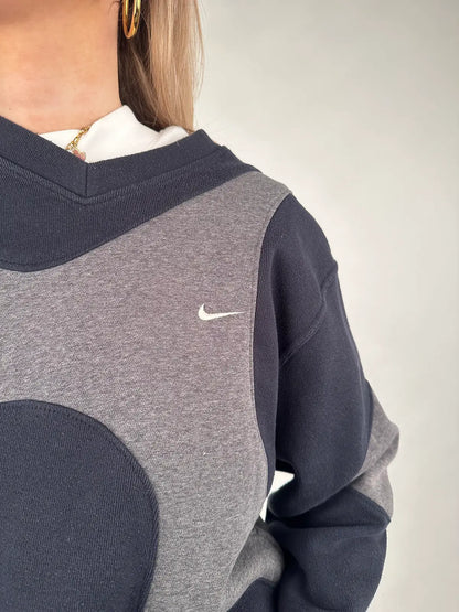 Nike - Sweatshirt - L