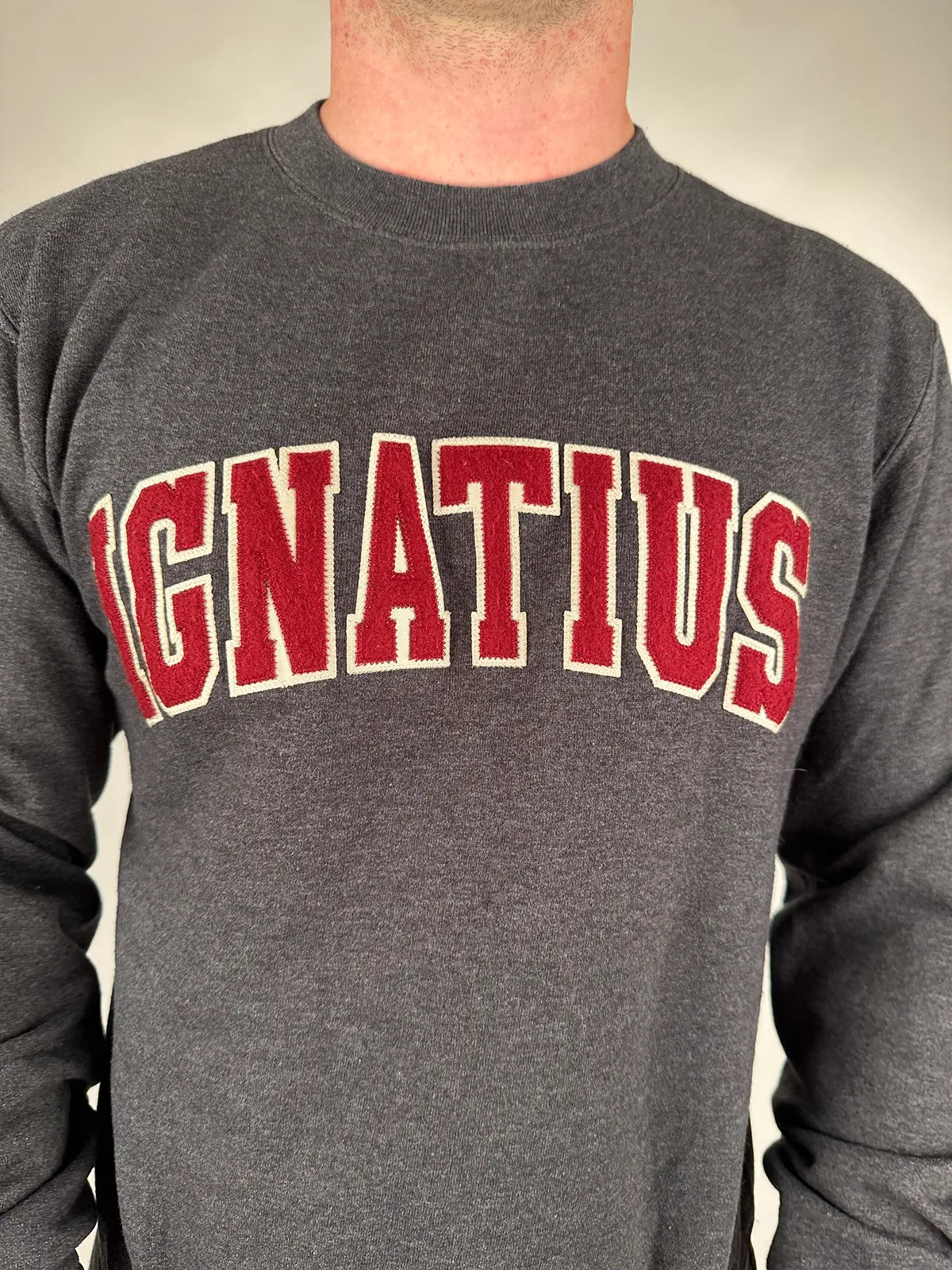 Ignatius University - Sweatshirt - XS