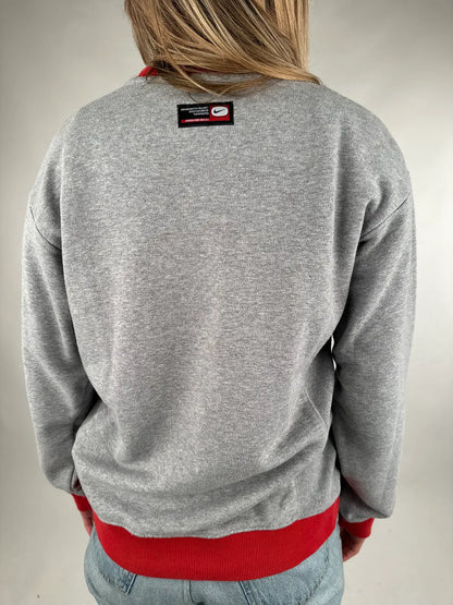 Nike - Sweatshirt - M